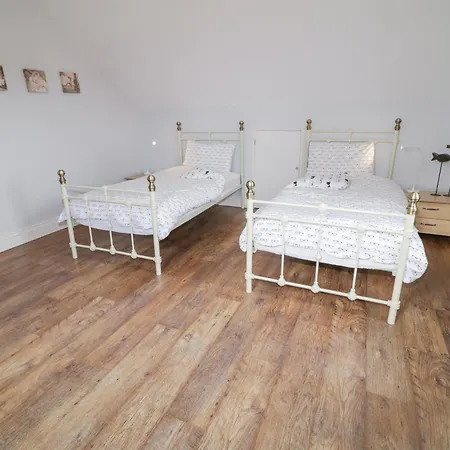 Holiday home Loistin Coimin