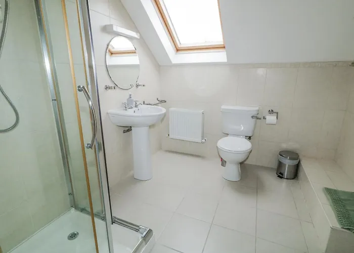 Loistin Coimin * 巴利博菲